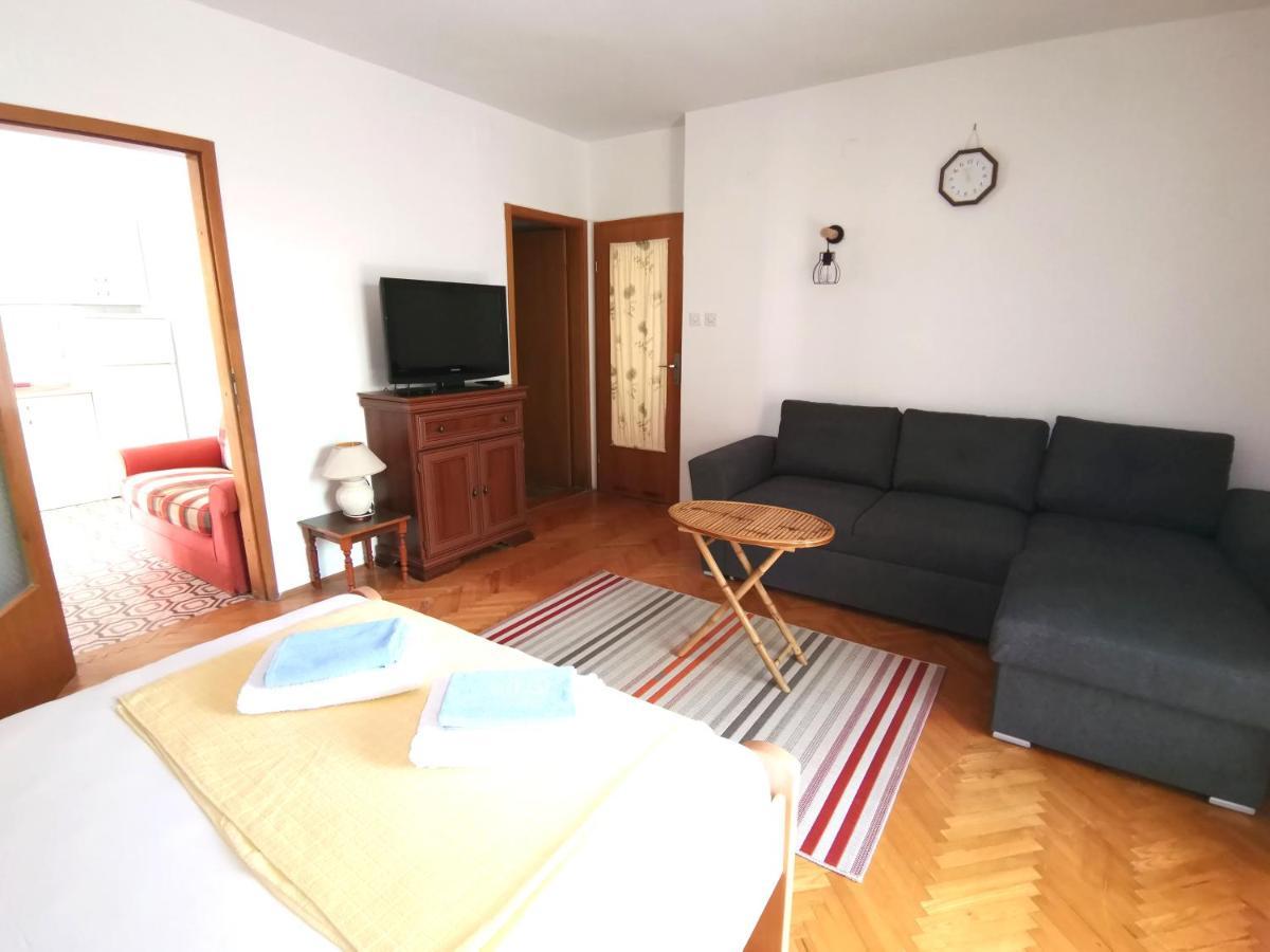 Apartments Maris Garden Petrovac Екстер'єр фото