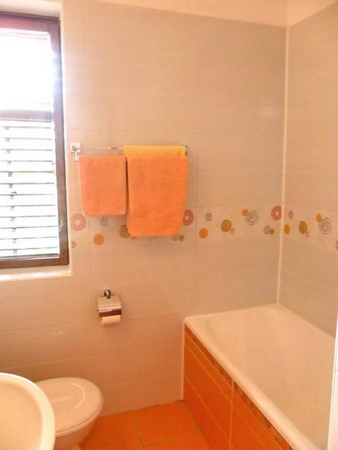Apartments Maris Garden Petrovac Екстер'єр фото