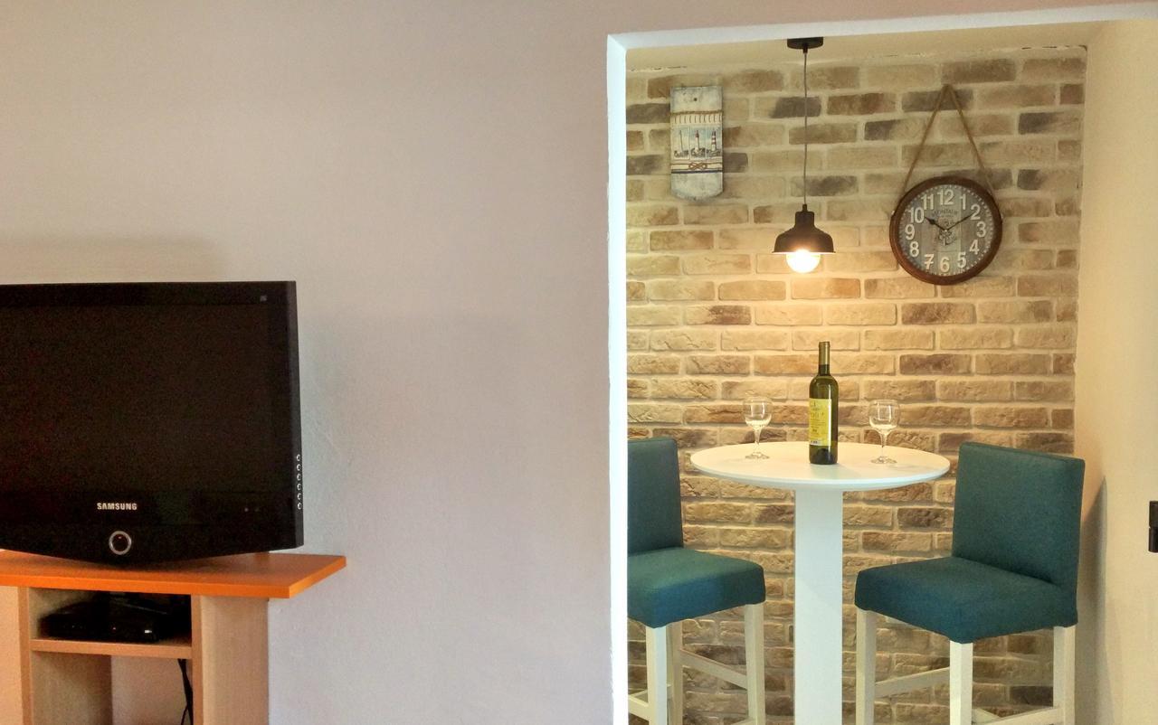 Apartments Maris Garden Petrovac Екстер'єр фото