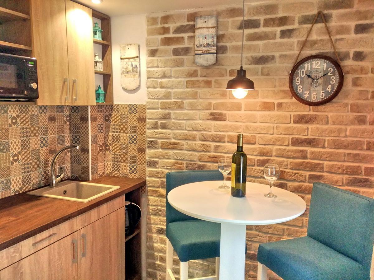 Apartments Maris Garden Petrovac Екстер'єр фото